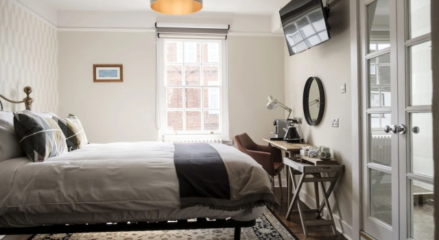 Номер Comfort The Swan Hotel