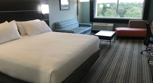 Двухместный люкс Holiday Inn Express & Suites Greenville SE - Simpsonville by IHG