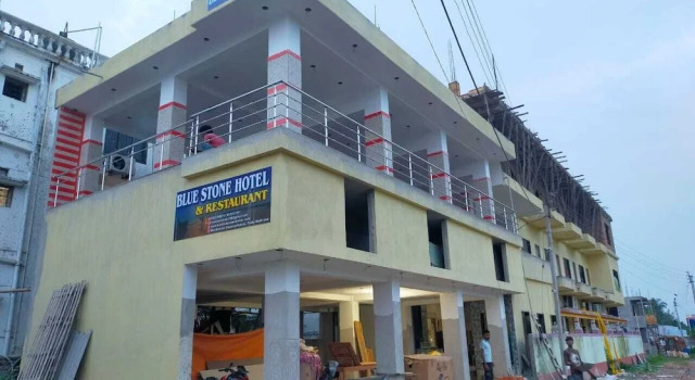 Bluestone Hotel & Restaurant, Book Hotel Hoteller i Mandarmani med pool, Swimmingpool