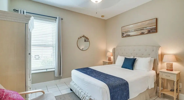 Коттедж Hot Tub + Fire Pit: Spacious Cape Coral Oasis!