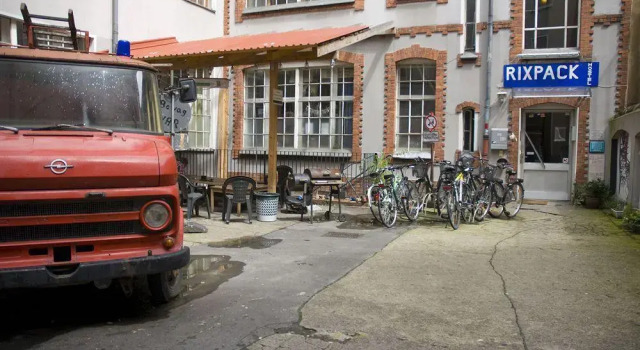 Rixpack Hostel, Varaa Hostelli Hotellit Berliini pysäköinnillä, lähellä Körnerpark, Pysäköinti