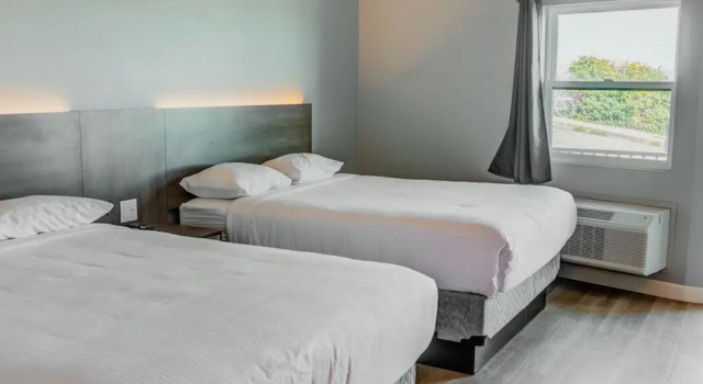Четырёхместный номер Standard с видом на улицу Casablanca Inn on The Beach