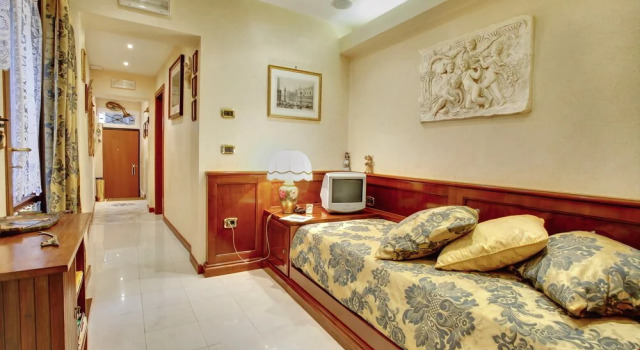 Regina Elena Apartment, Забронировать Апартаменты/квартира Каннареджо Венеция