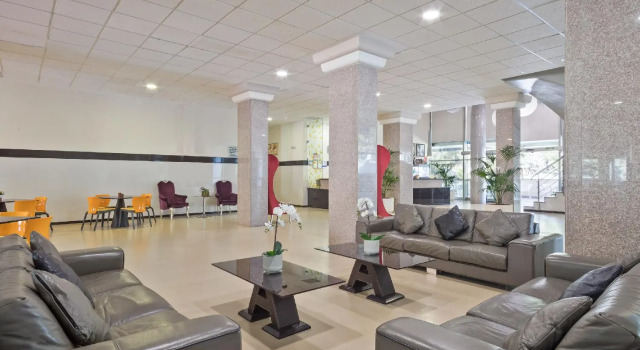 Cullera Holiday Hotel