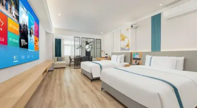Люкс Deluxe City Comfort Inn Shenzhen Longhua Bus Station Qinghu Metro Station