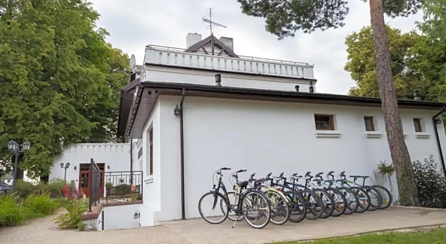 Dworek Biały Domek