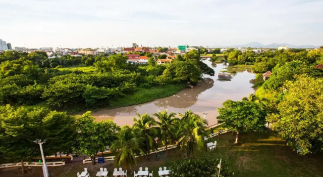 Номер Deluxe Madina Rayong Hotel
