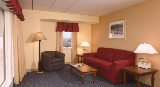 Номер Standard Club Wyndham Inn on Long Wharf