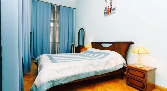 Отель Hotrent Apartments Kreschatik