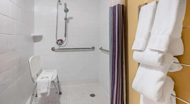 Номер Standard La Quinta by Wyndham West Palm Beach Airport