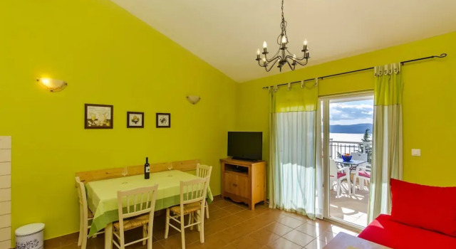 Apartments Pitesa
