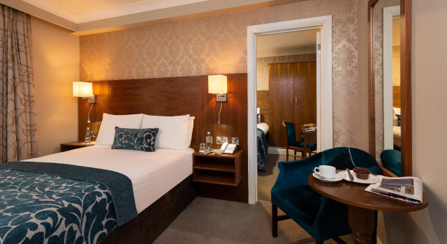 Семейный номер Standard The Royal Hotel and Merrill Leisure Club