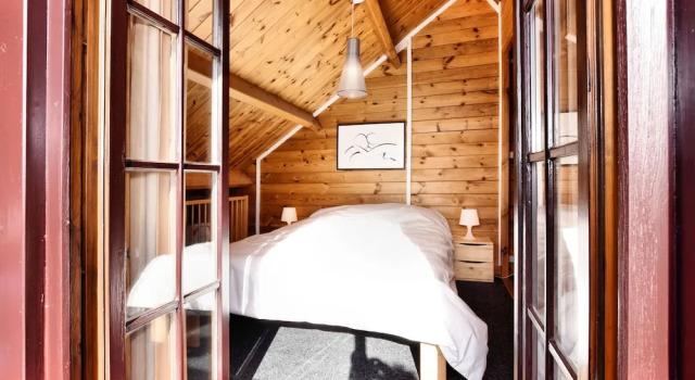 Attractive Chalet In Saint Hubert With Terrace And Garden, Забронировать Шале Отели Сент-Юбер 3 звезды, 3*