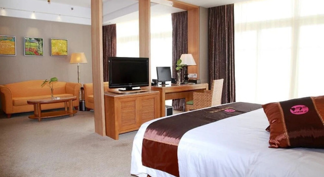 Wenchang Waika Hotel, Book Hotel Hotels in Hainan with a Pool, Swimming Pool