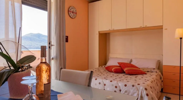 Bilocale 6 - lake view, Prenota Hotel Oggebbio 