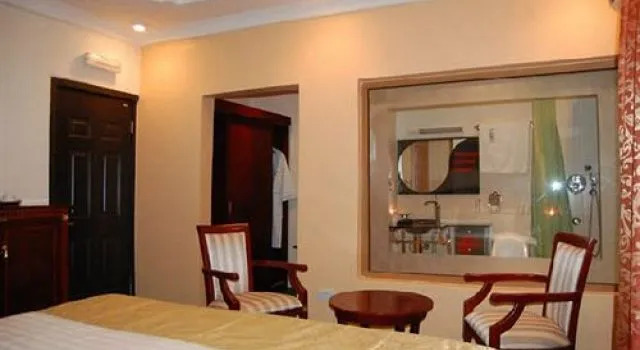 Sunfit International, Rezervovat Hotel Hotely v Badagry s parkováním, Parkování