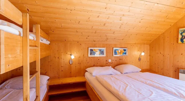Majestic Chalet With Sauna and Whirlpool, Rezerwuj Chalet Wille w Murtal, Willa