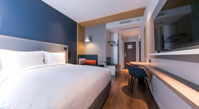 Двухместный номер Standard Holiday Inn Express Shanghai Tangzhen by IHG