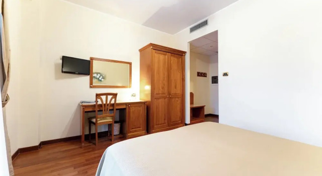 Двухместный номер Standard с балконом Domus Hotel