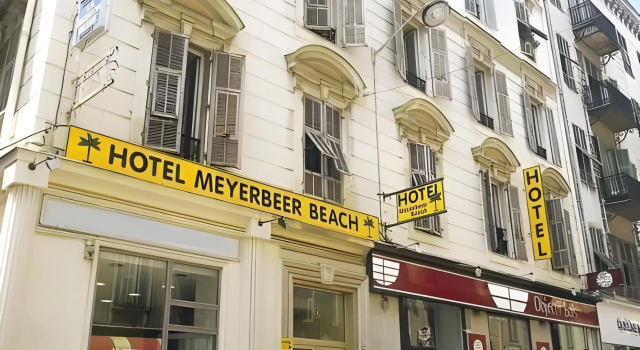 HOSTEL MEYERBEER - Rooms and Apartments, Забронировать Апартаменты/квартира Недорогие отели Ниццы, рядом с Набережная Соединенных Штатов, недорого