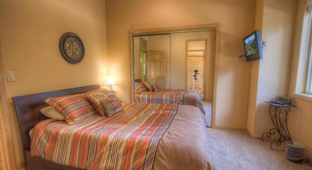 Awesome 6 Bedroom South Lake Tahoe Home by RedAwning