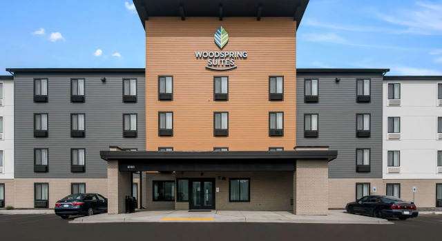 WoodSpring Suites Tri-Cities Richland, Забронировать Отель Отели Tri-Cities с парковкой, Парковка