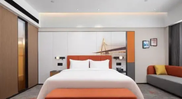 Номер Superior Hampton by Hilton Taiyuan Wuyi Square