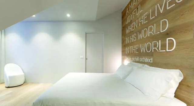 Полулюкс Deluxe YouMe Design Place Hotel