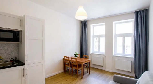 Churchill Apartments, Забронировать Апартаменты/квартира Отели Праги с парковкой, рядом с Намести Миру, Парковка