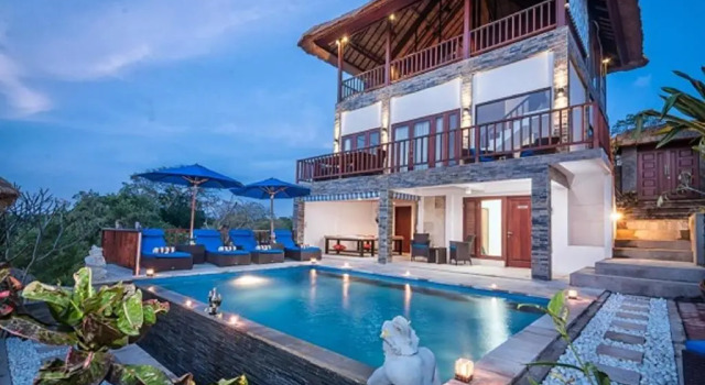 Вилла с 4 комнатами Moonage Daydream Villas