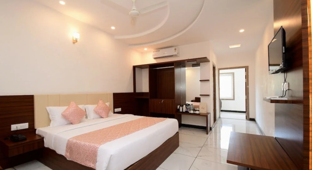 Elet Prima- A Luxury Boutique Resort, Забронировать Курортный отель Отели штата Раджастхана с бассейном, Бассейн