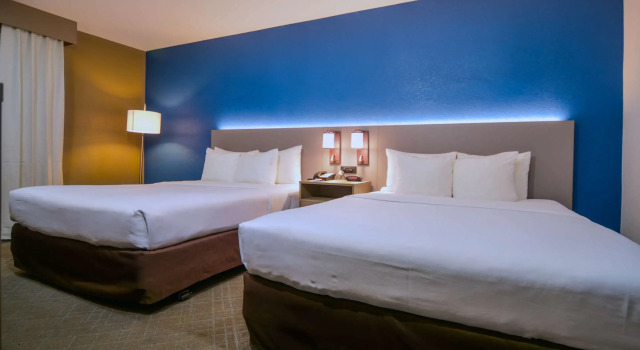 Четырёхместный номер Standard Comfort Inn & Suites Moreno Valley near March Air Reserve Base