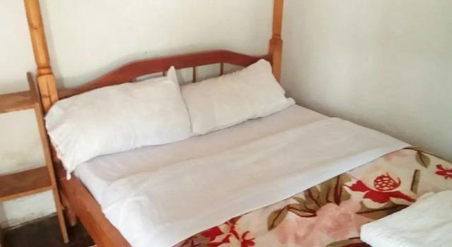 Ruhija Community Rest Camp, Reserva ahora Camping Hoteles de 3 estrellas en Ndorwa, 3*