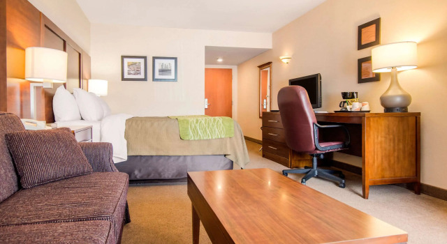 Двухместный номер Standard Comfort Inn & Suites Shawinigan