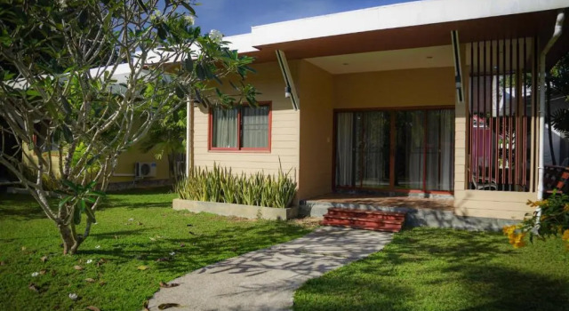 Семейное бунгало Maikhao Home Garden Bungalow