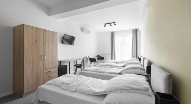 Четырёхместный номер Standard Chesscom Hotel