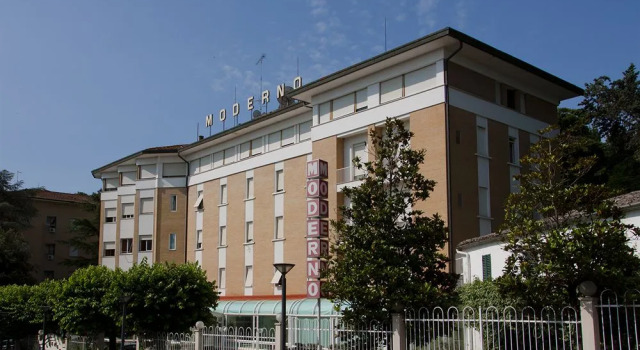 Hotel Moderno
