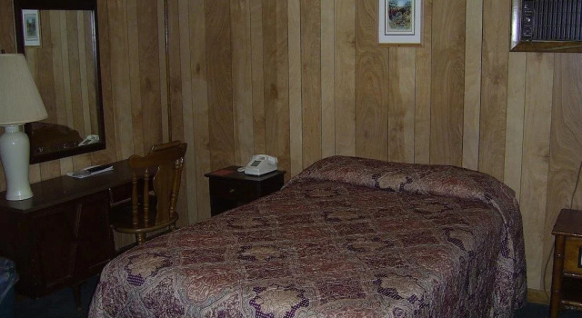 Cedar Grove Motel, 予約 モーテル アルトゥーナ ペンシルベニア州