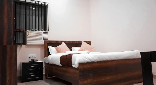 Sukoon Pearl Inn, Забронировать Отель Отели штата Махараштры 3 звезды, 3*