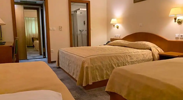 Hotel MANTOVA Vrhnika, Забронировать Отель Отели Среднесловенского региона с завтраком, Завтраки