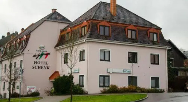 Hotel Schenk, Забронировать Отель Пирмазенс Пфальцский Лес, рядом с Festhalle Pirmasens
