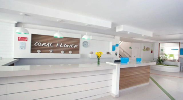 On Vacation Coral Flower