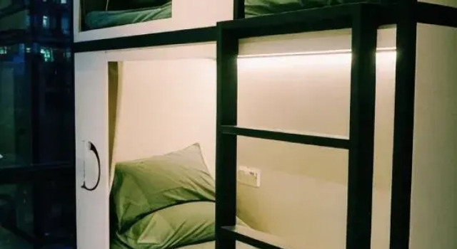 Кровать в общем номере (женский номер) nullset youth hostel