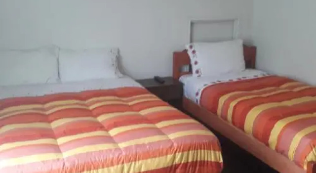 Hostal Moctezuma 668, Varaa Hotelli Valdivia Los Rios