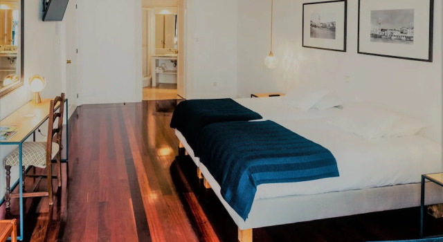 Семейный номер Standard с балконом Comercial Boutique Guest House