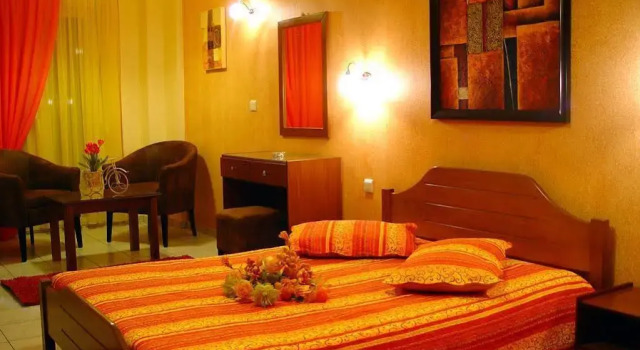 Tsironis Rooms, Rezerwuj Hotel Janina Epir