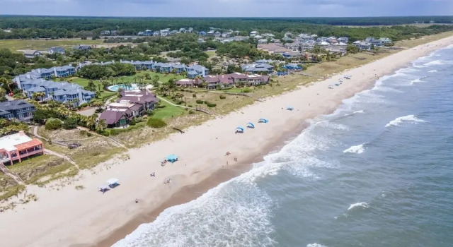 Номер Standard Just Beyond The Dune's Waters Edge Is A Cozy Ocean View Villa 3 Bedroom Villa by Peace Vacations