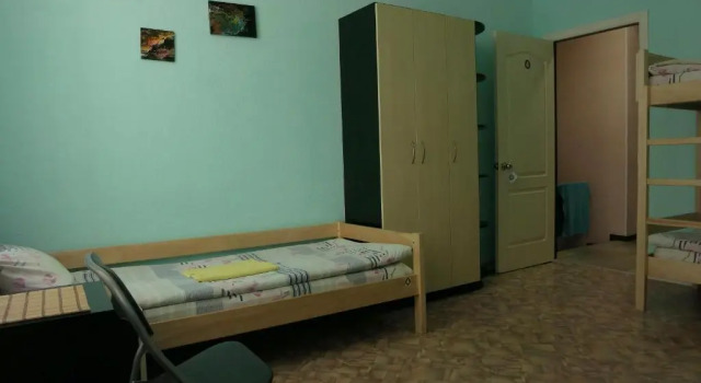 Кровать в общем номере Хостел Delil