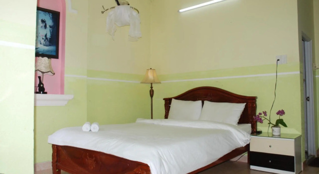 Двухместный номер Standard Bich Khue Hotel