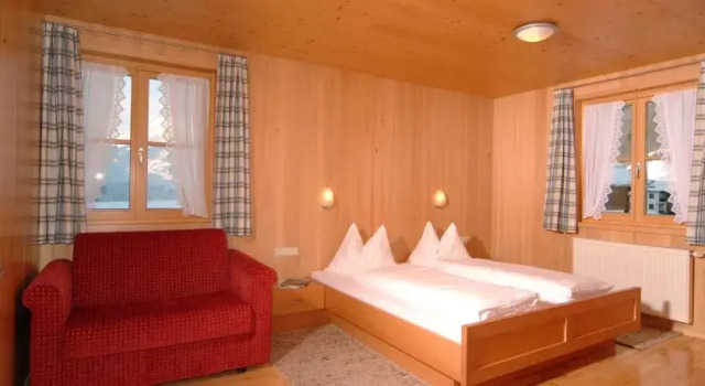 Haus Üntschenblick, Book Hotel Hotels in Vorarlberg with Parking, Parking